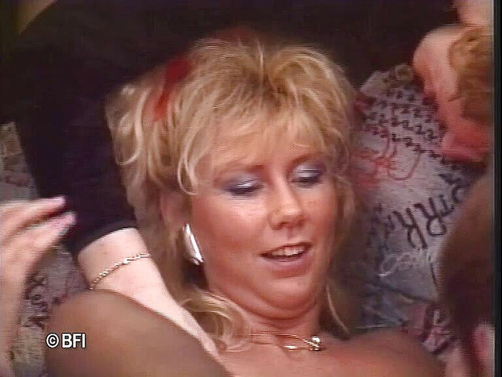 Naughty by nature in Holland: Sledujte svého souseda