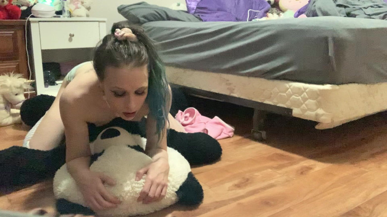EmoDream1998: Follando Plushie hasta el orgasmo