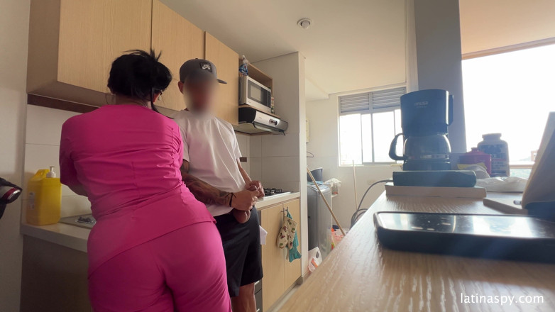 Latinaspy: Maid with Huge Ass Cleans Apt Then Jerks Her Boss...