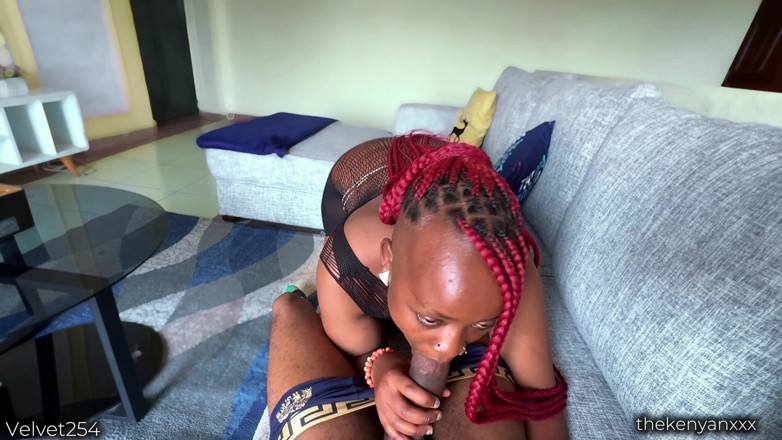 THEKENYANXXX: Wielkie bubbly policzki ssie i pieprzy wielki czarny kutas na...