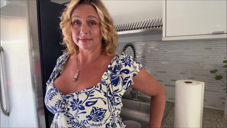 Alex Adams: Hot Step Mom Makes You Get a Job - Brianna Beach -...