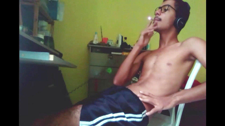 Couple 2 Black: Video 119 Nošení těchto šortek mě dělá tvrdým