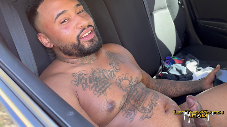 Let them watch: Si Masturba Da Solo Il Ragazzo Etero Soffia Un Enorme...