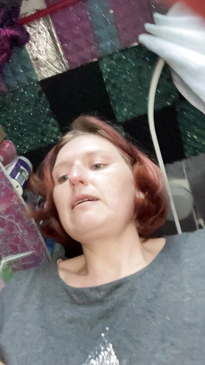 MistressWriggler: Hot N Nadržená Hippy Hospodyňka vám přináší nový záhyb pomocí...