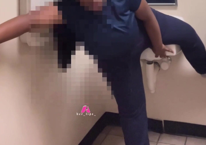 Anye Meshell: Ach... duchová tvář Je u dveří!