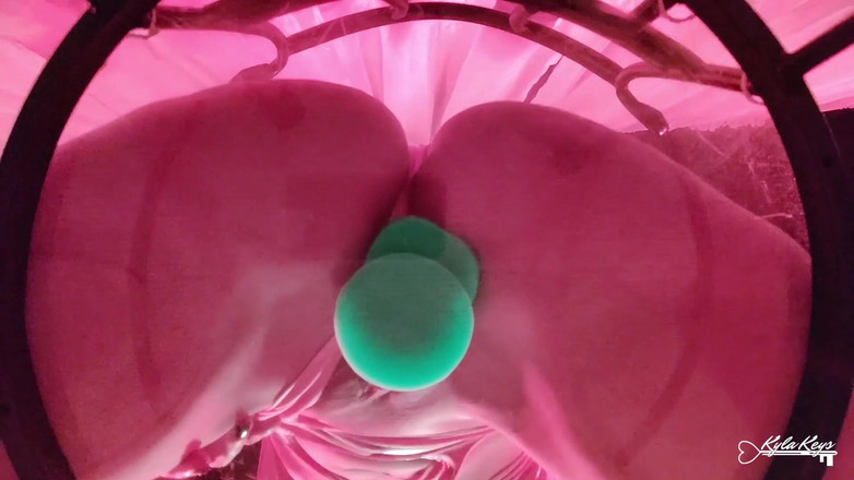 Kyla Keys: Вид снизу