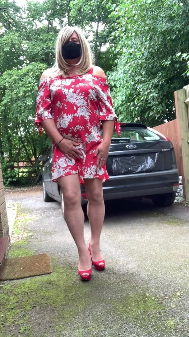Kelly cd: Kelly cd in red dress heels and fishnet pantyhose