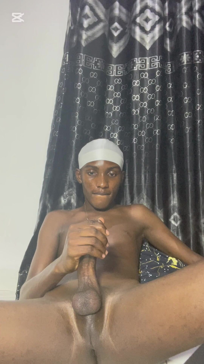 Aded-Toxic: Young Twink with BBC