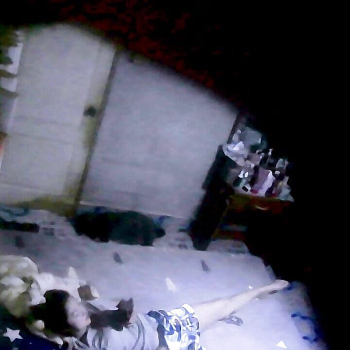 skyunited007: Când soția este singură acasă 24