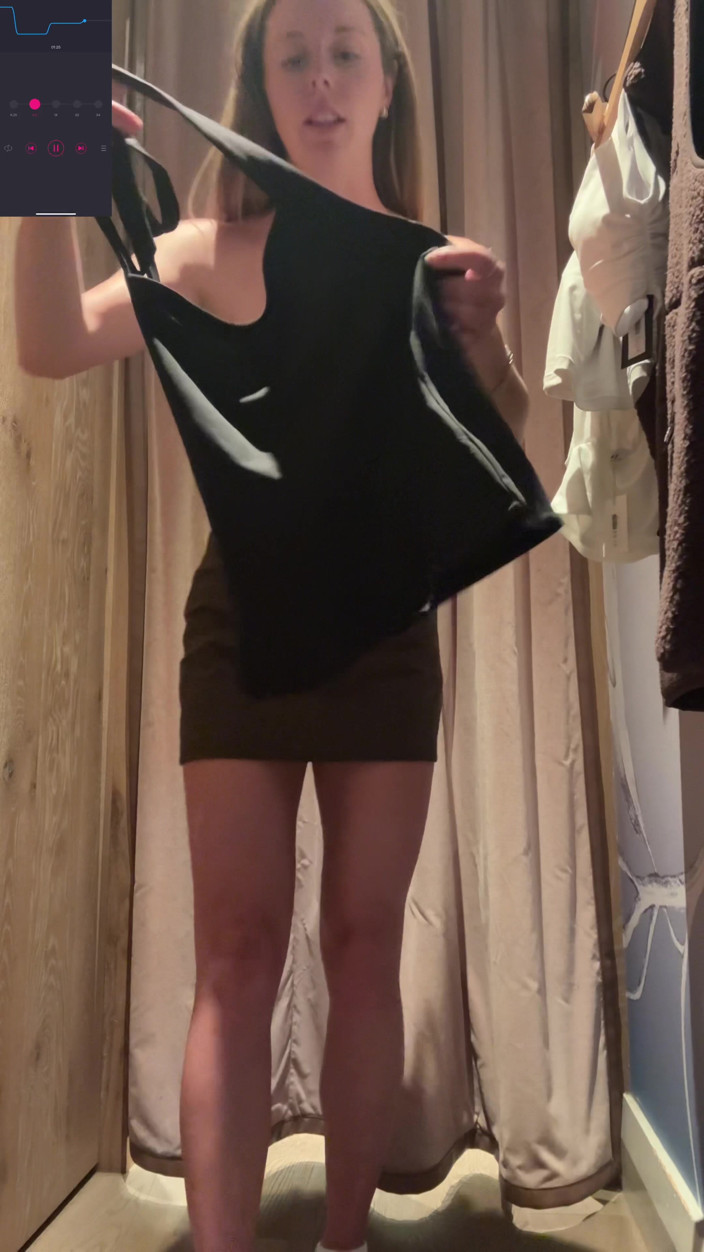 Nadia Foxx: Aritzia Clothing Try-on Orgasm