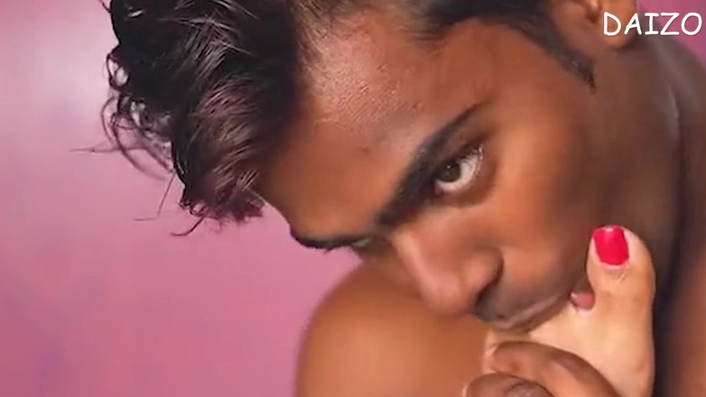 Daizo Premium: Desi bhabi diselingkuhkan lebih keras