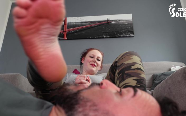 Czech Soles - foot fetish content: TV 리모컨과 발 냄새 지배에 대한 혼합 레슬링