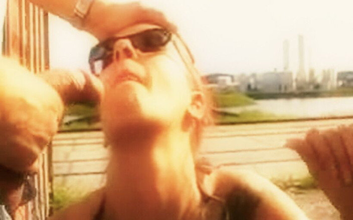 Lydia Privat: Harbour'da üçlü seks