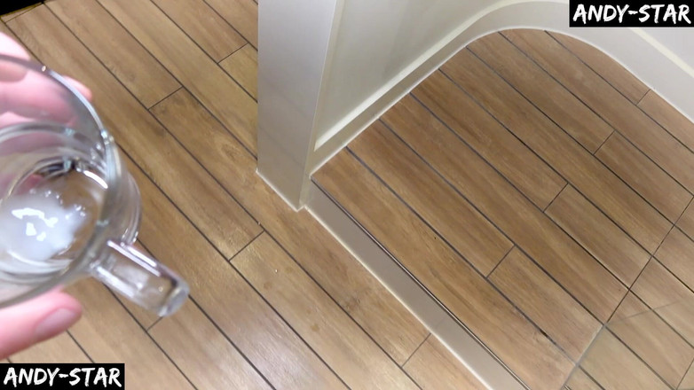 Andy Star: 精液表演——被肛交并双重吞下