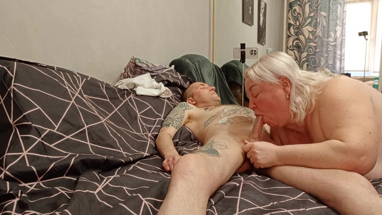 Zona901: Después de una mamada, me corro en la boca de...