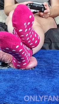 CBT on Cockbox with Socks and Feet, Ballbusting and Squeezing