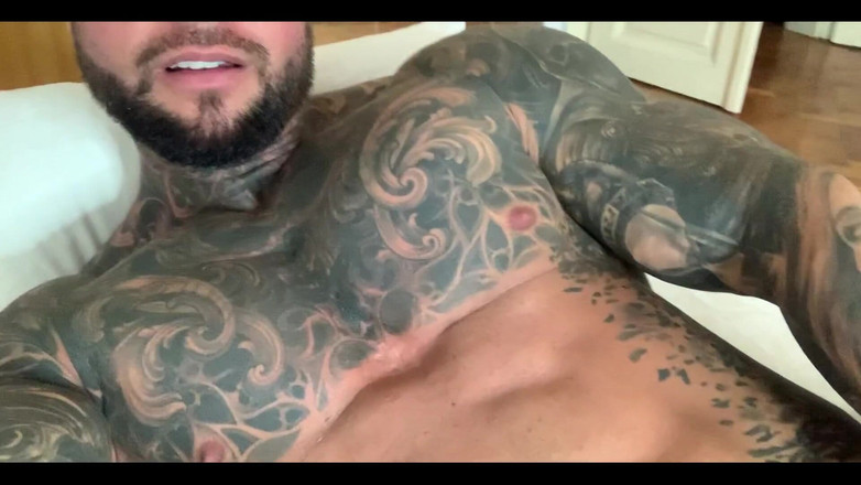 Jasons feet: 爸爸醒来