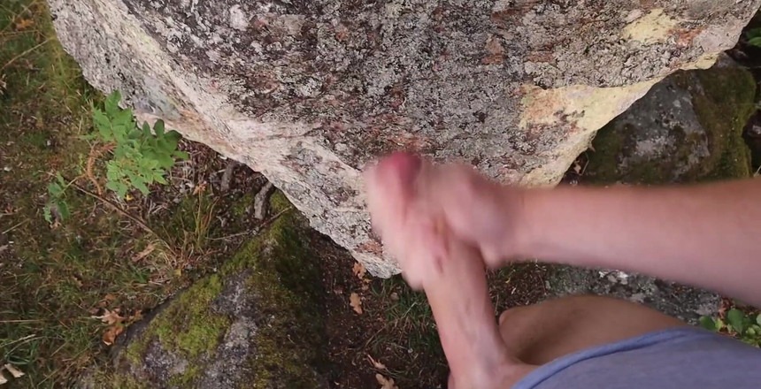 JohannWood: Byłem tak cholernie napalony tego dnia, więc zakradłem się za...