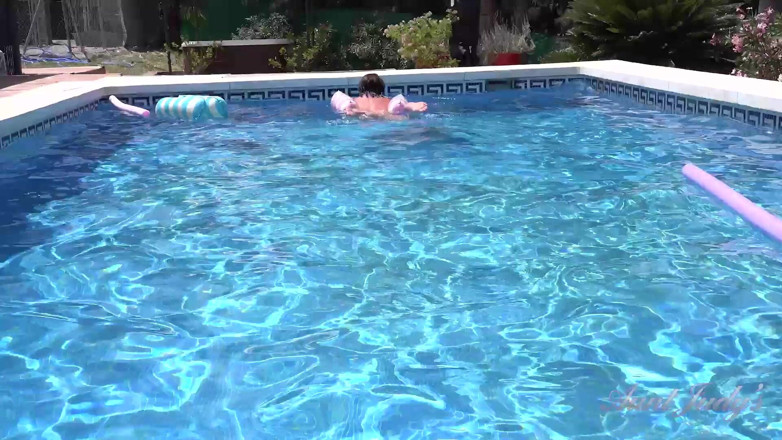 Aunt Judy's: Auntjudys - Busty Redhead MILF Jojo Robinson Goes Skinny Dipping in...