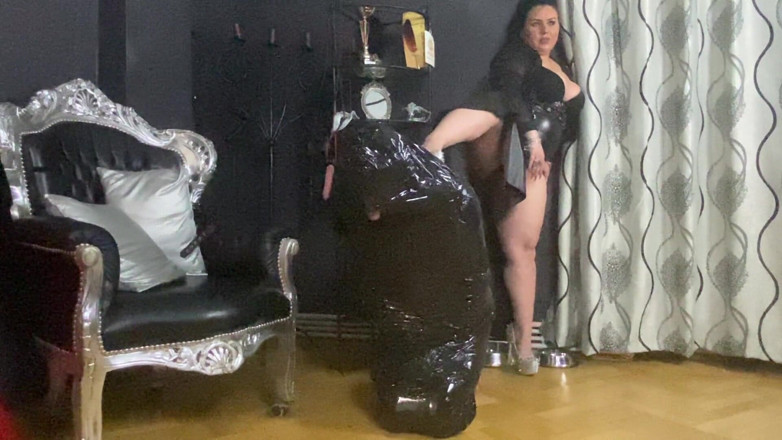 SassyTiff: Mummification slave
