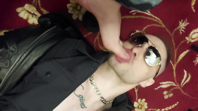 KinkySirius: İki polis memuru, tutuklama, tahakküm ve çalkantıdan oluşan bir rol yapma...