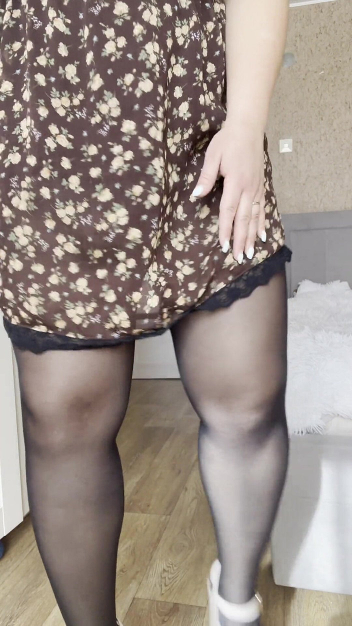 Lux Eva: Milf con grandes tetas