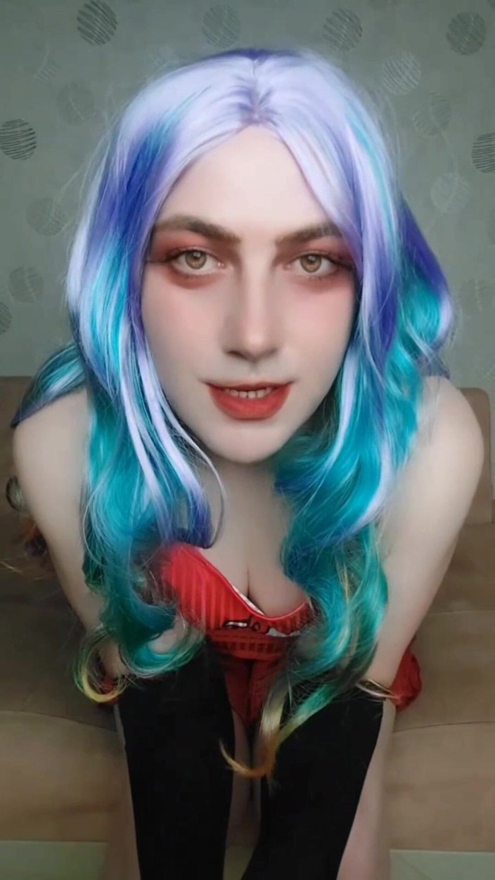 Kitty_Cross: Princess kitty parla con gli amici