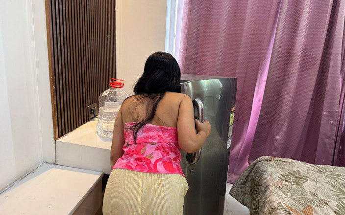 UrbanDesix: As Soon as the Girlfriend's Family Left the House, the...