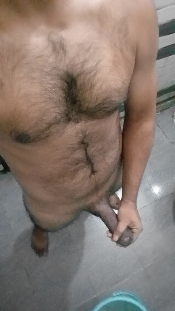 Raaz26d: Al ver el coño de la esposa de un amigo,...