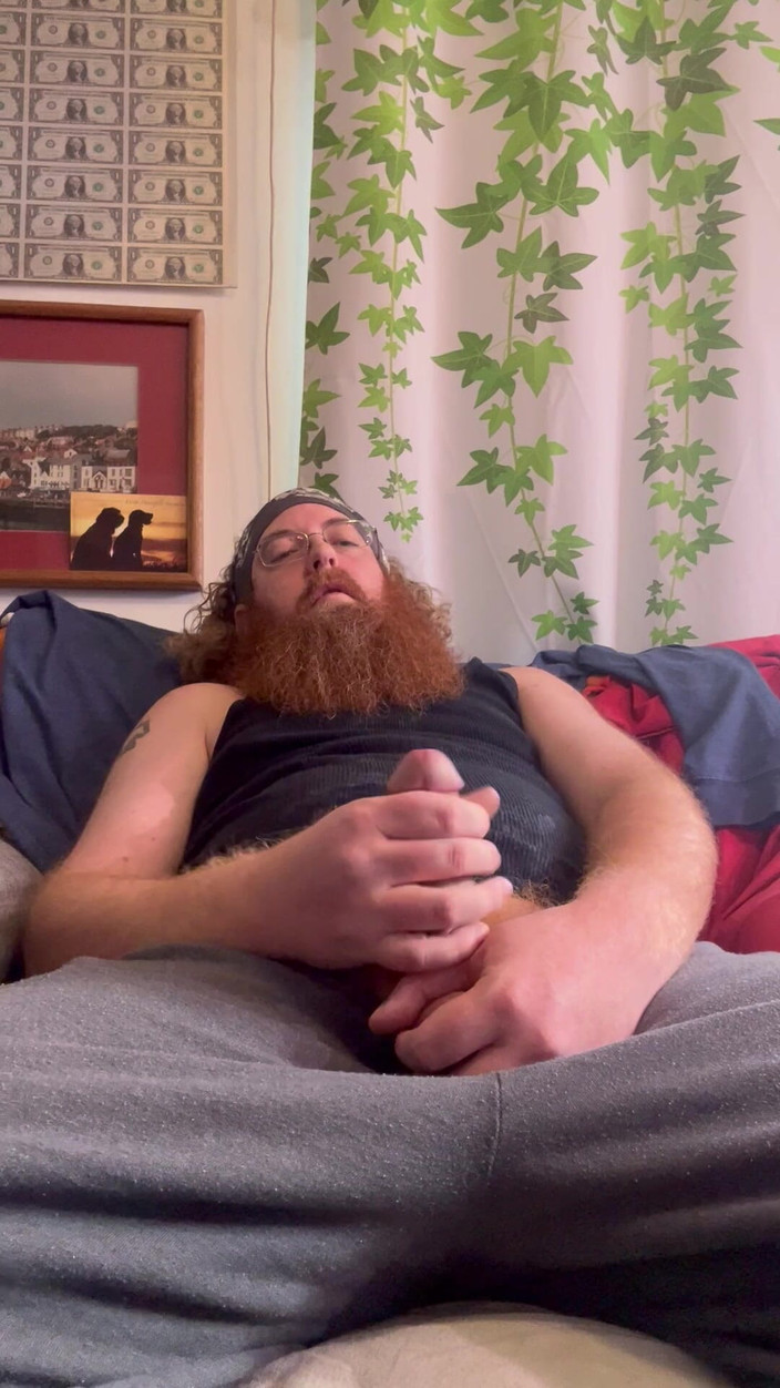 Big Baz: Eliberare de spermă după-amiază