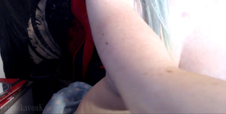 Veronikavonk: Busty Babe with Blue Hair Fingering and Fucking Her Tight...