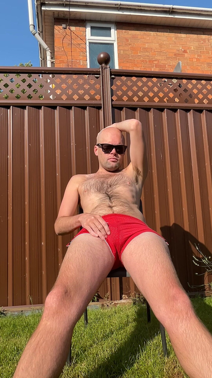 Buggiesmugglr: Chi È Pronto per Un Po 'di Divertimento Estivo Nel Corso Dell'anno?