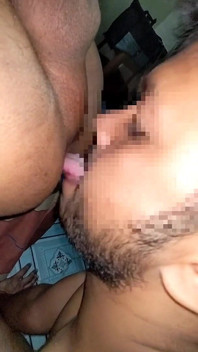 Licking Bottom Ass