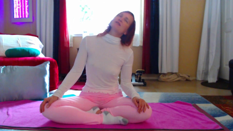 Aurora Willows: Yoga workout beginner flow 2