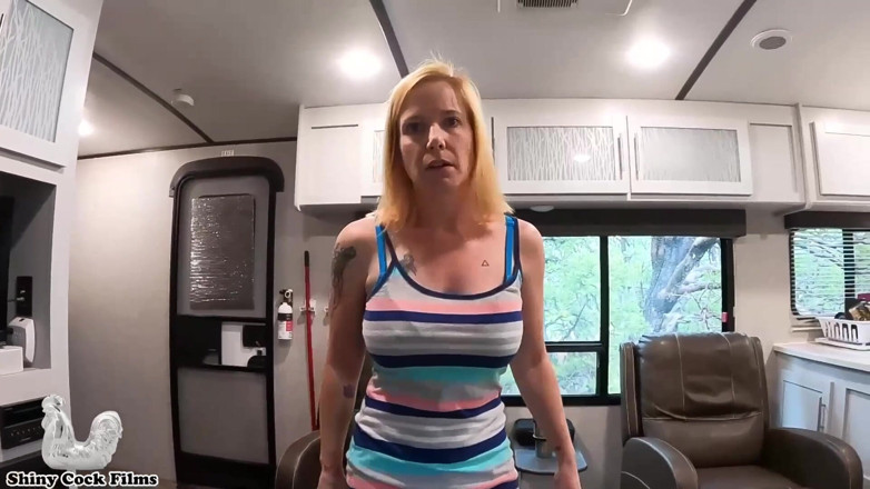 Jane Cane: แม่เลี้ยงใหม่เชื่อทุกสิ่งที่เธอบอก - Jane Cane, หนังควยเงางาม