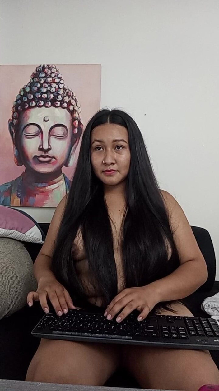 Tiny Owens: Fat Latina with Big Tits Enjoys Being Fucked