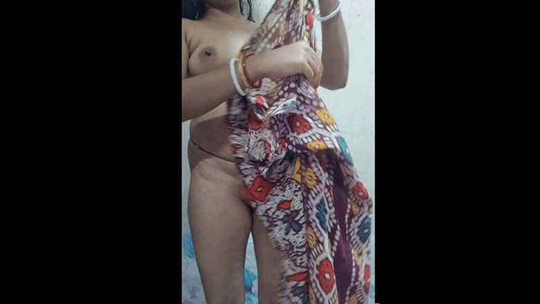 Sila: Beautiful Jucice Village Girl Ankhi Gets Horny in Search of...