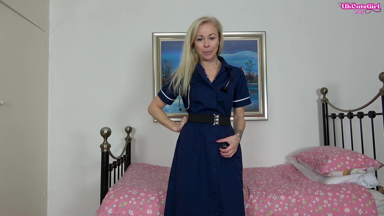 UKCuteGirl Lucy Lauren: Приказы медсестры, инструкция по дрочке, подборка спермы