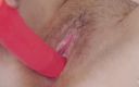 Lovely Dove: Peluda buceta masturbação close-up dildo