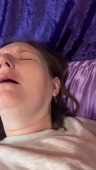 Queef Queen Brings You Her Super Noisy Pussy on the Almost Sfw Asmr Cracker