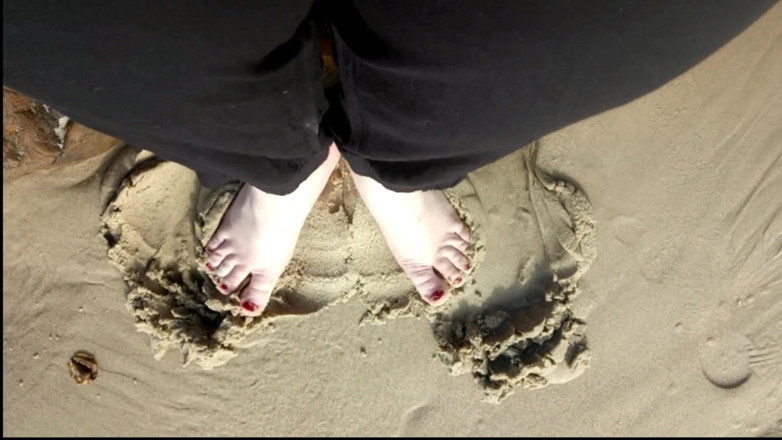 LaLaDelilah: Beach feet