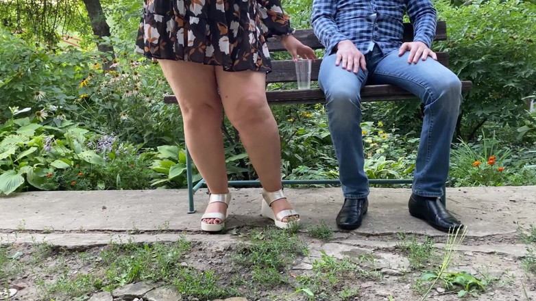 OurFetishLife: Mật hoa nóng bỏng từ âm hộ của mẹ chồng tôi...