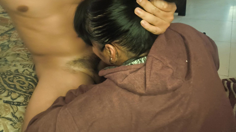 Moo DBOXXX: Ma belle-mère adore me sucer la bite