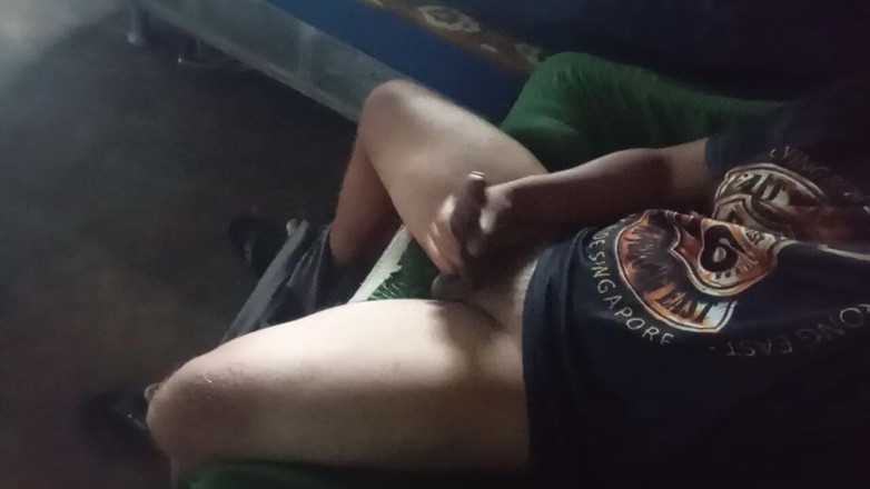 Giarlem slv: Дрочить вдома