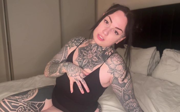 Miss Valentina: Findom ATM anonim