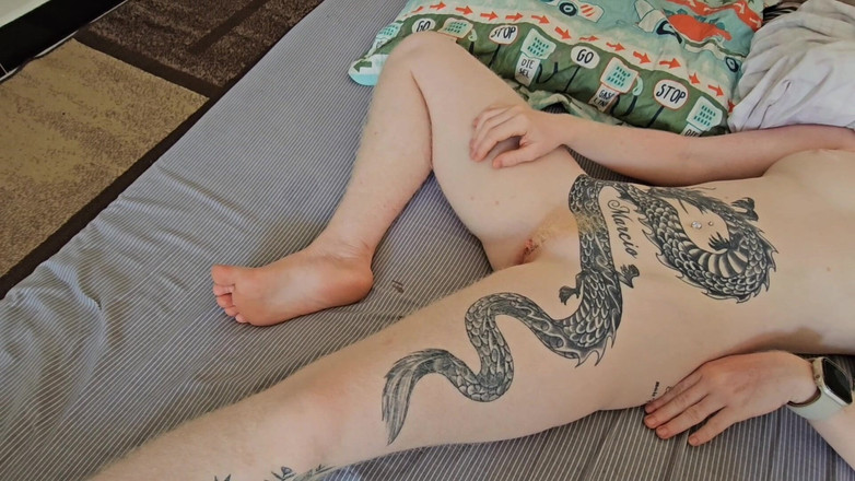 Lorrany exotica: Роблю те, що я люблю найбільше, показуючи йому, що я вчуся робити зі своєю дупою