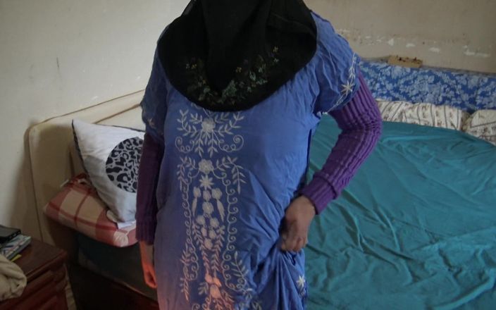 Souzan Halabi: Moglie araba cornuta scopata duramente dal figliastro