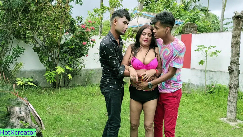 Hot creator: Індійська дивовижна х тітонька, хардкорний секс утрьох! Хінді веб-серіал секс