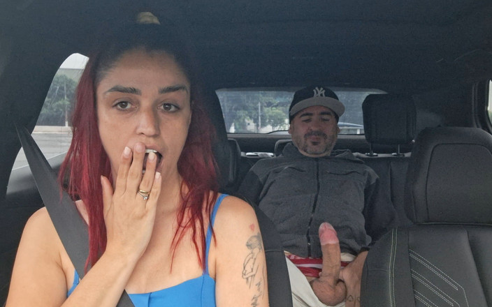 ksalnovinhos: 앱 드라이버가 뒤에서 자위하는 승객을 잡습니다!