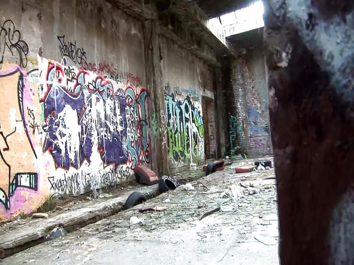 Deutsche Camgirls: Bionda tedesca con corpo formosa ottiene il suo bel viso...